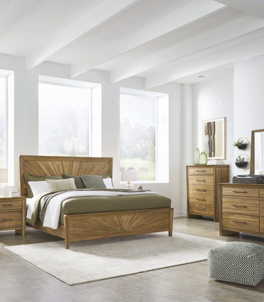 Takston Queen Panel Bed